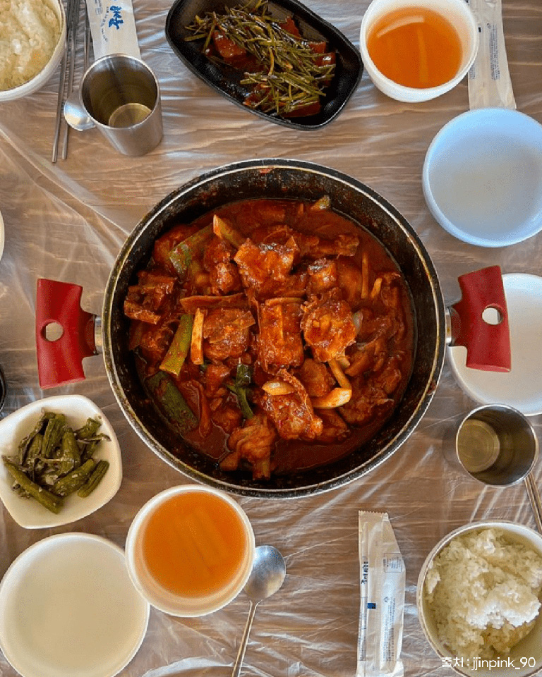 쥐꼬리명당식당